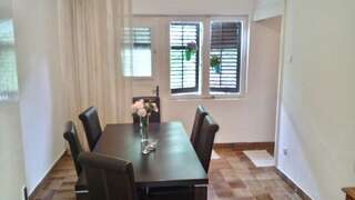 Апартаменты House Orange Apartments Херцег-Нови Апартаменты с 3 спальнями-6